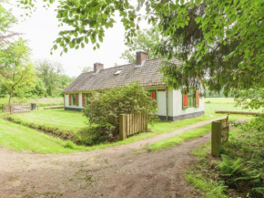 Cozy Holiday Home near Forest in Baarn